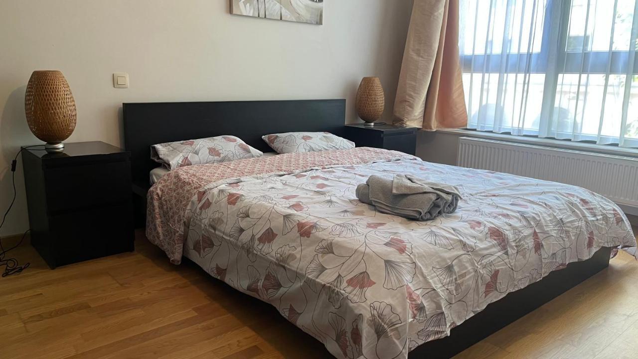 شقة Duplex Tres Agreable Et Tres Calme بروكسل المظهر الخارجي الصورة